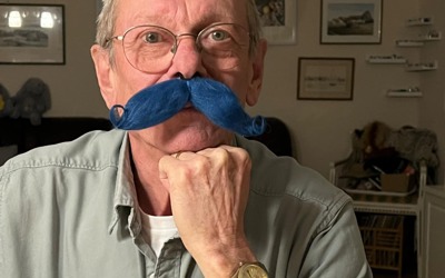 Östen Med Mustasch