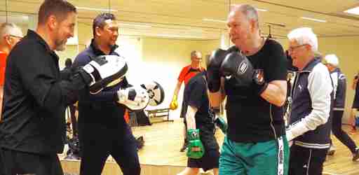 Boxning Rolig Bild Första ronden klar!