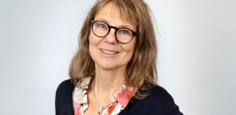 Porträttbild på Lolo Todo Palm. Bild tagen av Rosie Alm. 