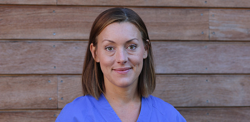 Porträttbild på docenten och urologen Rebecka Arnsrud Godtman.