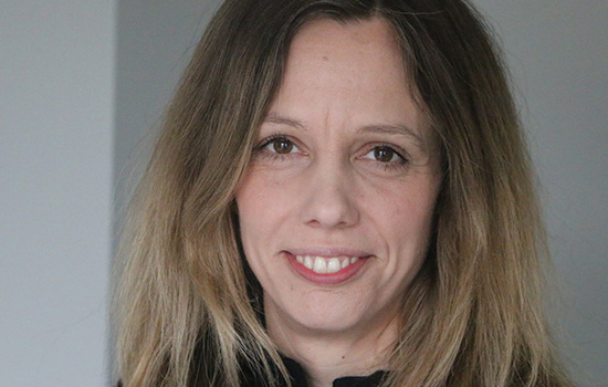 Porträttbild på cancerforskaren Anna Plym