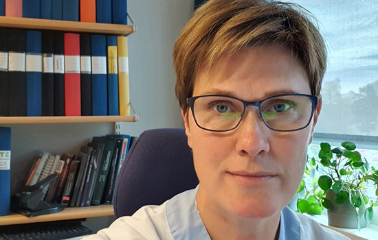 Porträttbild på överläkaren Camilla Thellenberg Karlsson