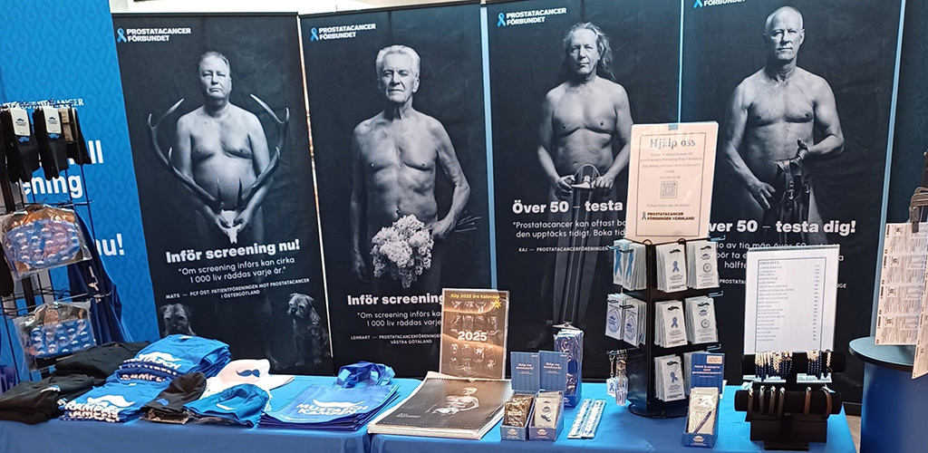 Monter från Sverigresan med roll-ups och informationsmaterial